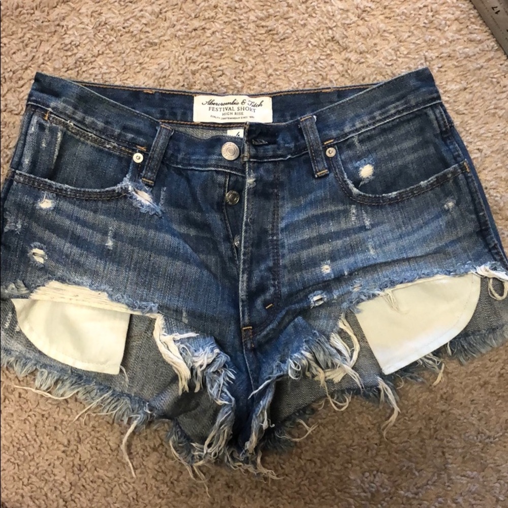Abercrombie & Fitch high rise festival shorts W27